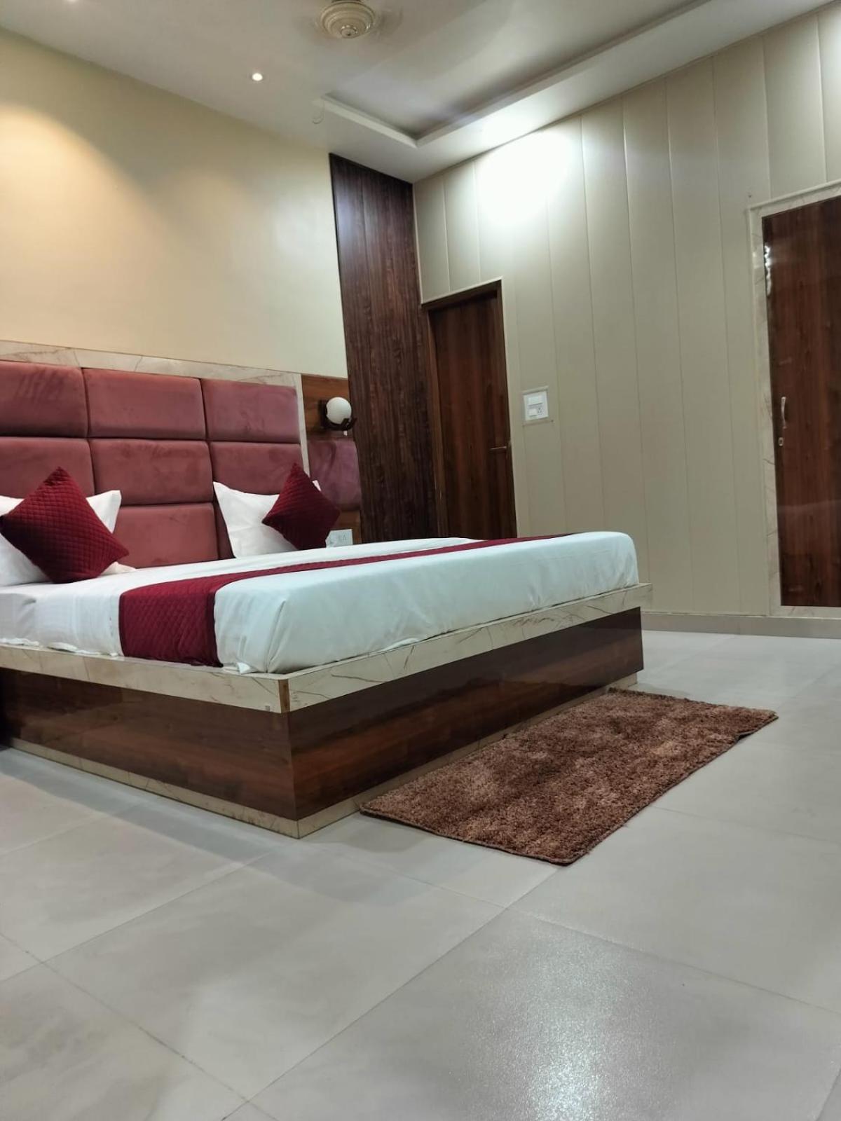 The Five Dimension Apartment อัครา ภายนอก รูปภาพ