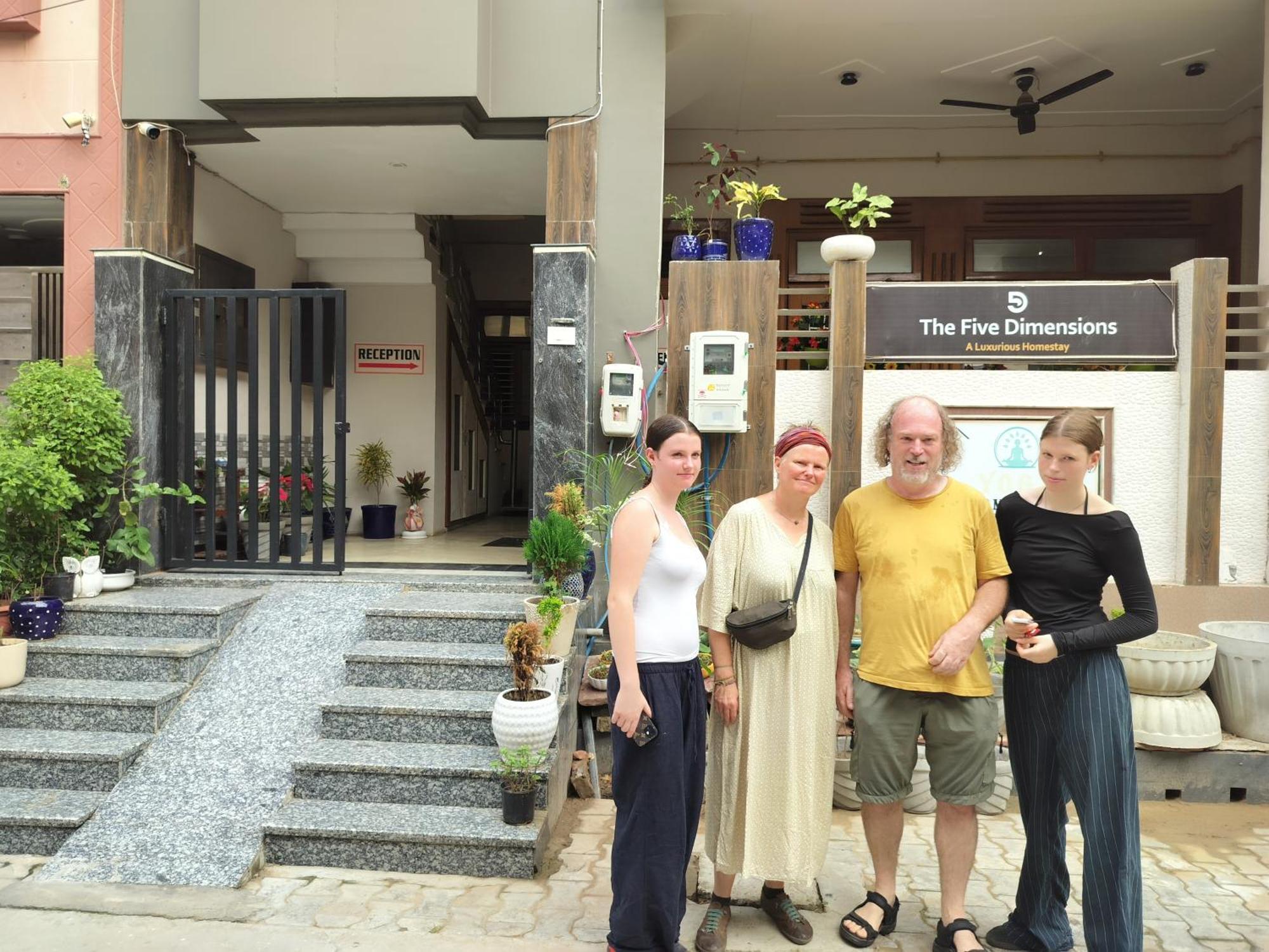 The Five Dimension Apartment อัครา ภายนอก รูปภาพ