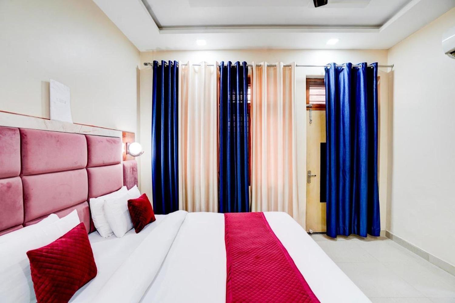 The Five Dimension Apartment อัครา ภายนอก รูปภาพ