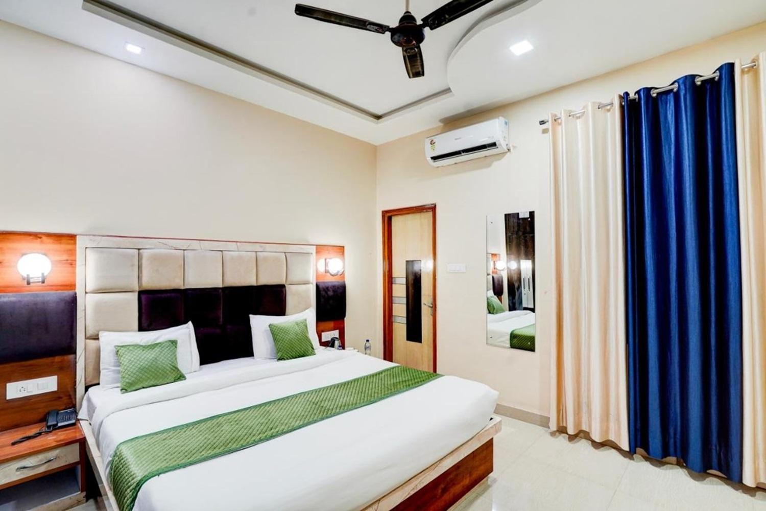 The Five Dimension Apartment อัครา ภายนอก รูปภาพ