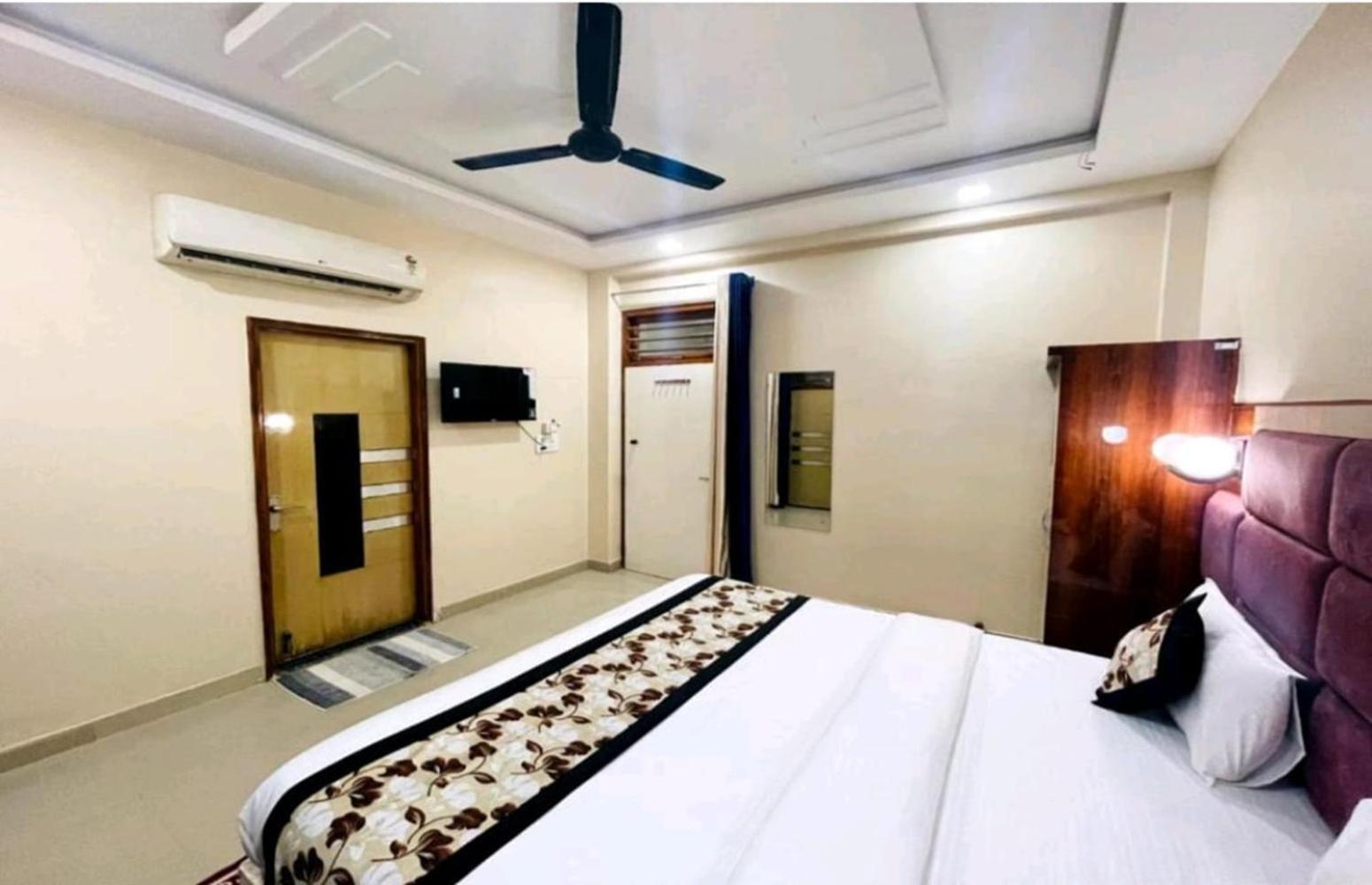 The Five Dimension Apartment อัครา ภายนอก รูปภาพ