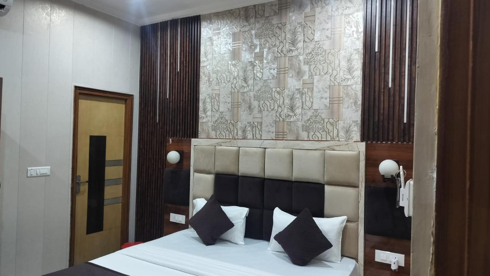 The Five Dimension Apartment อัครา ภายนอก รูปภาพ
